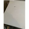 Image 2 : Lifetime folding plastic table