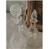 Image 5 : Lot: Religious Print, Decanters, Clocks