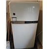 Image 1 : Vintage International Harvester Refrigerator