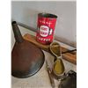 Image 3 : Vintage and Antique Hand Tools and Cans