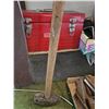Image 22 : Handymans Garage Large Assorted Hand and Power Tool Lot