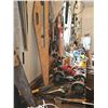 Image 5 : Handymans Garage Large Assorted Hand and Power Tool Lot