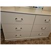 Image 2 : White 6-Drawer Dresser with Mirror