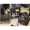 Image 4 : Vintage Cameras and Electronics Lot