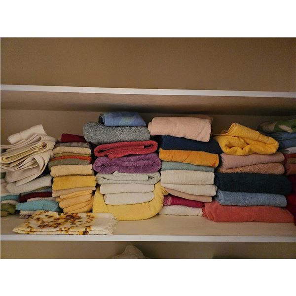 Vintage Bath and Hand Towels with Storage Canister