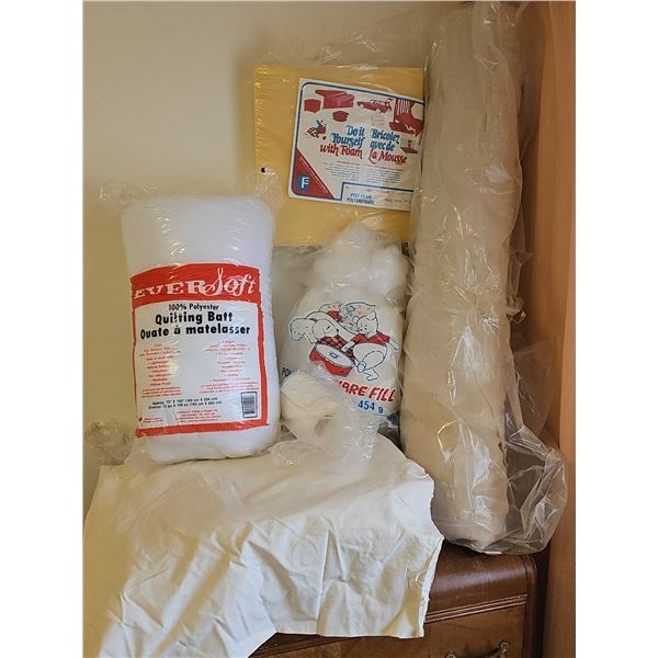 Quilters Paradise! Quilting and Upholstery Supply Lot