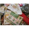 Image 7 : Granny Core Table Linens Lot