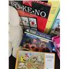 Image 4 : Toys, Puzzles, and Art Set Lot