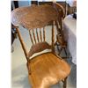 Image 11 : Beautiful Solid Oak Dining Table With Stunning Claw Feet, Leaf with 6 Matching Chairs