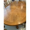 Image 5 : Beautiful Solid Oak Dining Table With Stunning Claw Feet, Leaf with 6 Matching Chairs