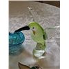 Image 2 : Glass Art Lot: Hummingbird blown glass dish