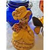 Image 3 : Decorative Glassware and Figurine Lot