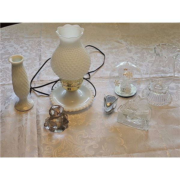 Lot: Milk Glass, Crystal, Lamp
