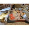 Image 8 : Wilton Cake Decorating and Bakeware Lot