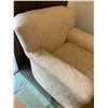 Image 6 : Vintage 1950s Upholstered Armchair with Carved Feet