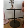Image 4 : MCM Lot Vintage Soft Pink  Lamp, MCM Table, MCM Lamp, Magazine Stand