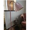 Image 5 : MCM Lot Vintage Soft Pink  Lamp, MCM Table, MCM Lamp, Magazine Stand