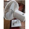 Image 4 : Canarm Electric Table Fan