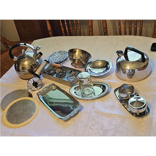 Metal Kitchenware Collection