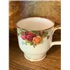 Image 11 : Royal Albert Old Country Roses Dinnerware Set