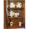 Image 9 : Royal Albert Old Country Roses Dinnerware Set