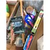 Image 9 : Household and Decorative Items Lot