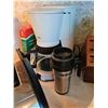 Image 3 : Kitchen Small Appliance and Tool Lot