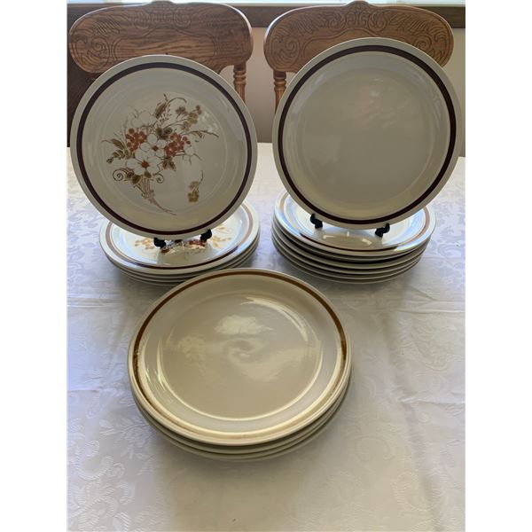 Four Seasons Autumn Bouquet Stoneware Plates