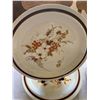 Image 2 : Four Seasons Autumn Bouquet Stoneware Plates