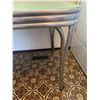 Image 10 : Vintage 50s Green Formica Chrome Kitchen Table