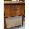 Image 5 : 1954 Viking High Fidelity Console Stereo