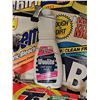 Image 7 : Vintage Laundry and Cleaning Supplies Lot