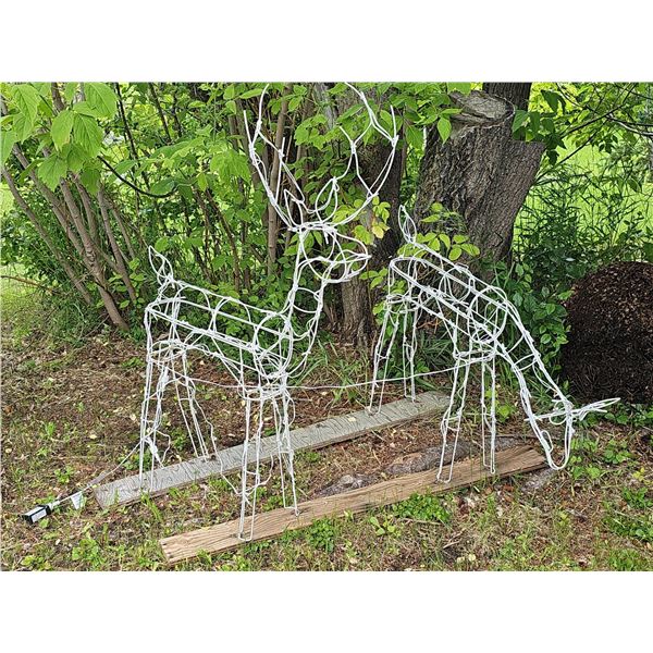 White Wire Lighted Christmas Deer Yard Decorations