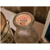 Image 11 : Kitchen Containers, Bottles, and Cabinet Lot