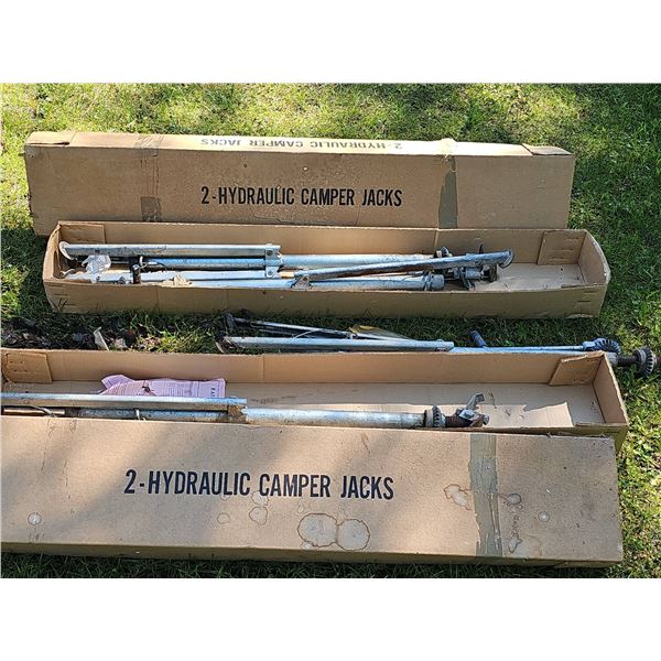 Two Sets Hydraulic Camper Jacks with Crank Handles