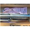 Image 5 : Two Sets Hydraulic Camper Jacks with Crank Handles
