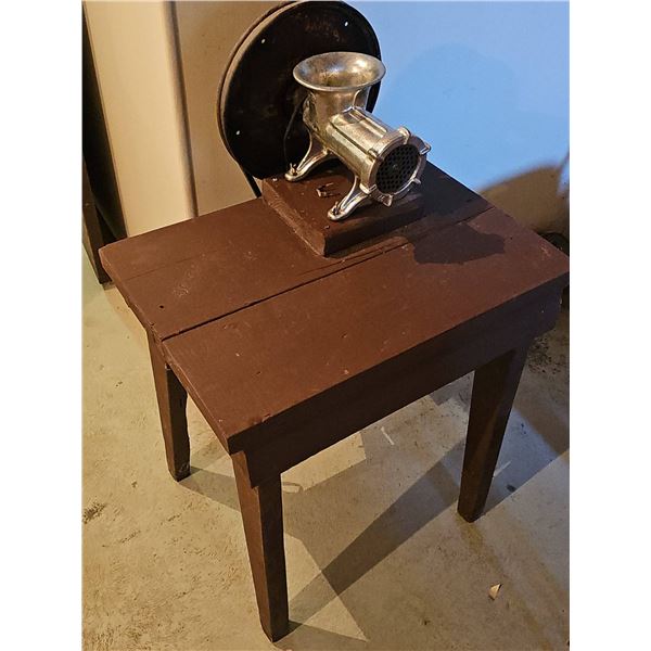 Manual Meat Grinder with Wooden Table Stand