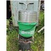 Image 2 : Central Model 1001 Broadcast Spreader Seeder