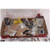 Image 4 : Tray lot containing a selection of metal paintable vehicles, bases, plus gaming pieces etc. Possibly