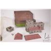 Image 6 : Synthetic stone Medieval building set including 11 1/2" X 9" base and outbuildings,