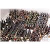 Image 4 : Large selection of what appears to be 15mm Napoleonic Fusiliers and Grenadiers. Approximately 590 in