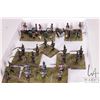 Image 5 : Large selection of what appears to be 15mm Napoleonic riflemen and cannons including 18 wooden bases