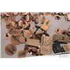 Image 6 : Large selection of what appears to be 15mm Korean war military figures, huts, helicopters etc. Many 