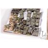 Image 2 : Large selection of what appear to be 15mm American military miniatures including artillery, tanks, h