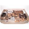 Image 1 : Selection of what appears to be 15mm individually and intricately hand painted miniature models, var