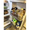 Image 8 : Samsung RF28R6201SR French Door Refrigerator (contents not included)