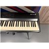 Image 2 : Kurzweil SP4-8 Digital Piano w/ Peavey Speaker & 2 Foot Pedals