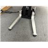 Image 9 : Herman Miller LBM919191AJS Adjustable Height Sit-to-Stand Table 59" x 39"