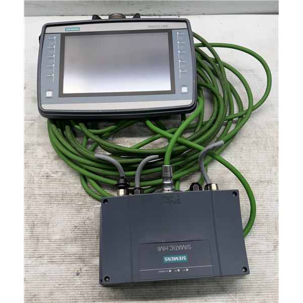 Siemens #6AV2 125-2JB23-0AX0 KTP900F Mobile Teach Pendant w/#6AV2 185-5AE23-0GE0 Connection Box