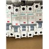 Image 3 : Lot of Siemens #5SJ4110-7HG40 Circuit Breakers